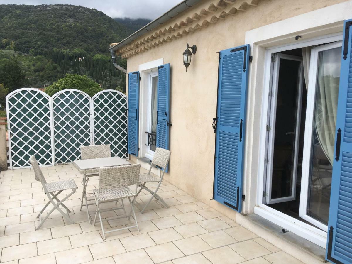 Bed and Breakfast Mas des Kardouons Tourrettes-sur-Loup Exterior foto